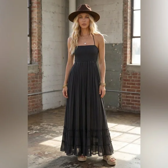 NWT Tiered Boho Smocked Halter Strappy Back Maxi Dress Black - Picture 2 of 6